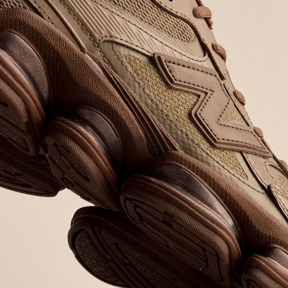 New balance 2000s