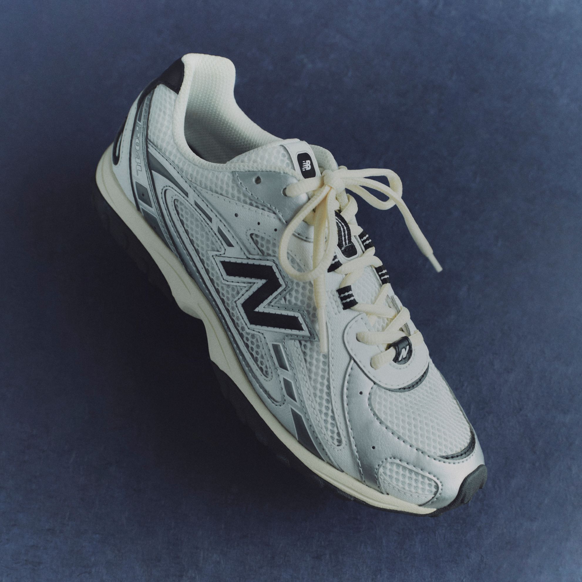 204L in a studio background