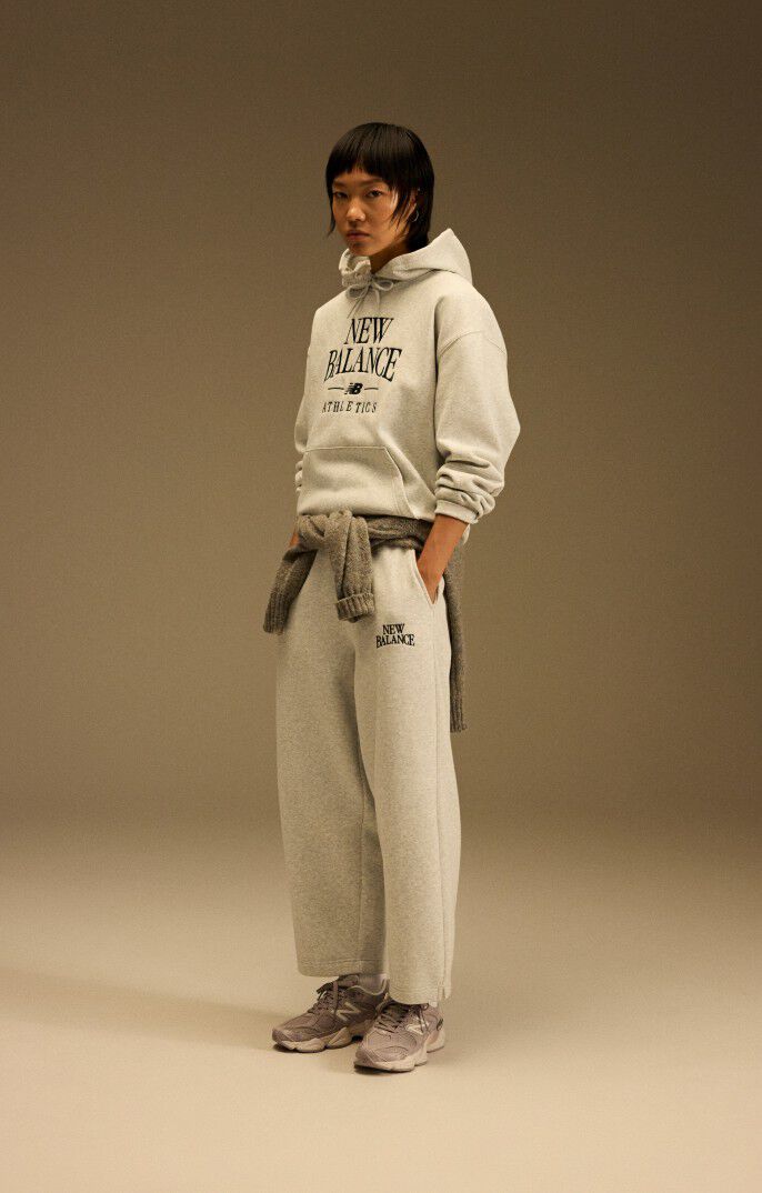 Someone wearing new balance 9060s