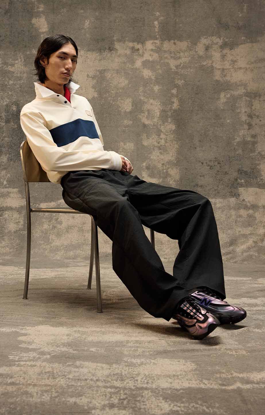 Person wearing 1000s